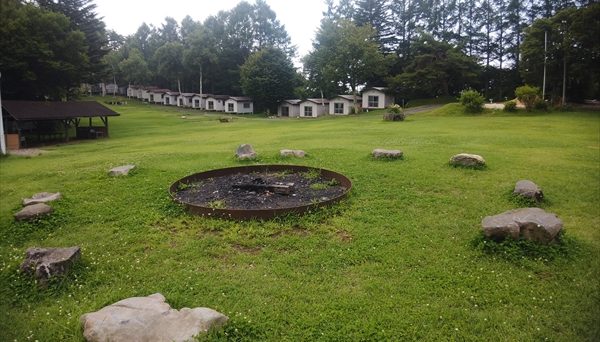 HYTTER LODGE & CABINS HYTTER LODGE & CABINS