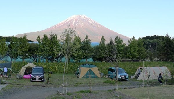 アーバンキャンピング朝霧宝山