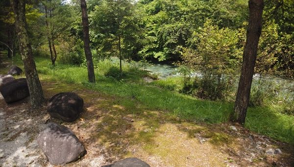 塔の岩オートキャンプ場 塔の岩オートキャンプ場