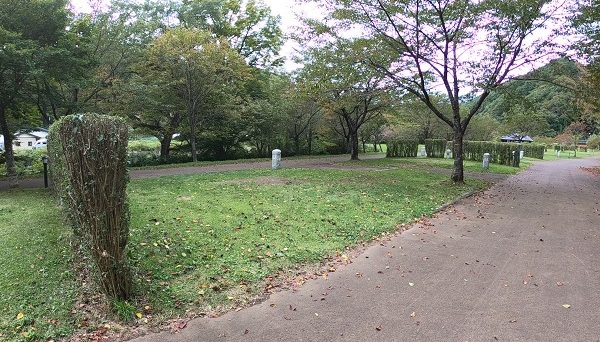 小柳沢砂防公園キャンプ場　虹色パーク