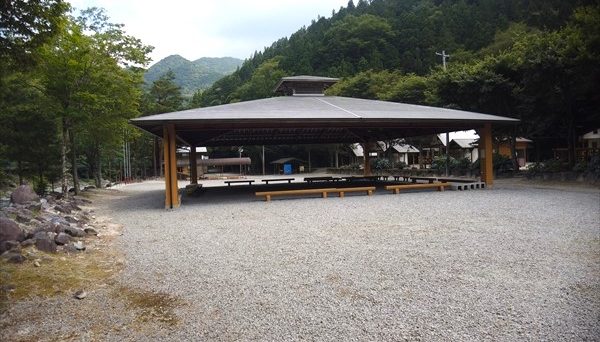 森林キャンプ場