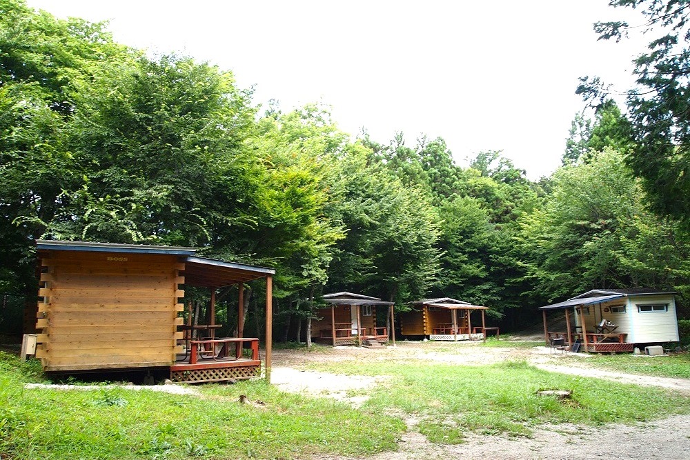 那須たかはらオートキャンプ場バンガロー