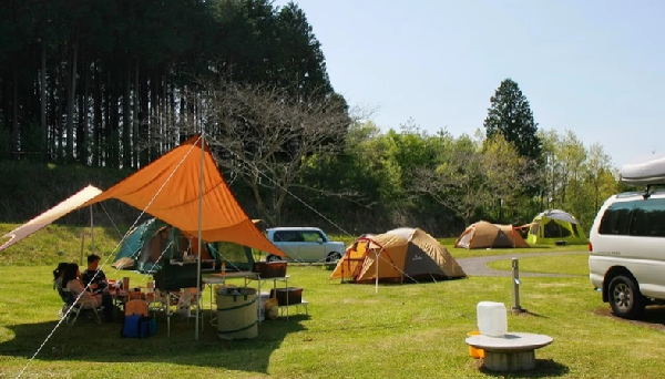 服掛松キャンプ場