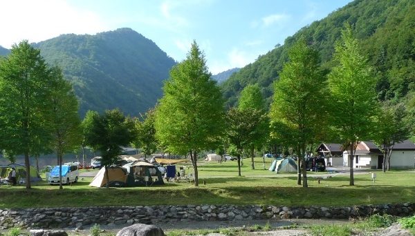 桂湖オートキャンプ場
