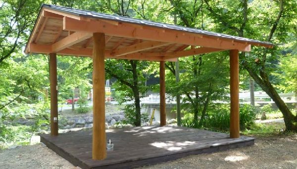 森の隠れ家ビッグホーンオートキャンプ場