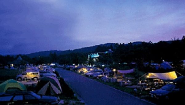 秋吉台オートキャンプ場