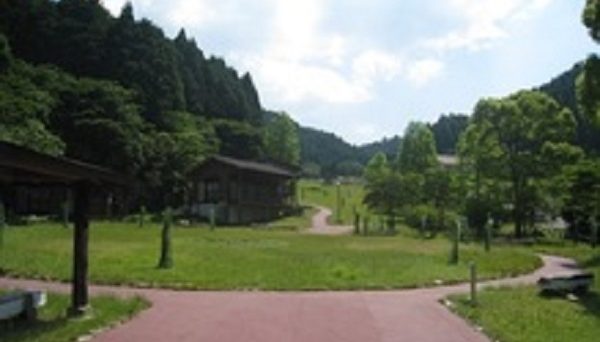 錫杖湖畔キャンプ場