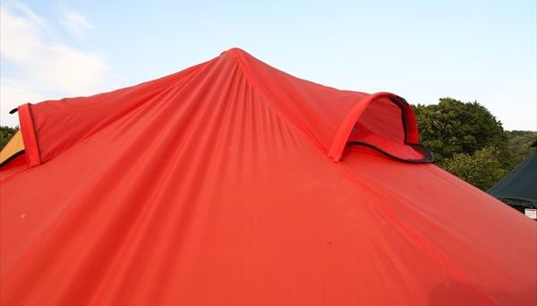 ウィグロ LT4 レッド