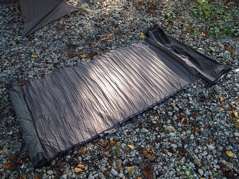 キャンプマット