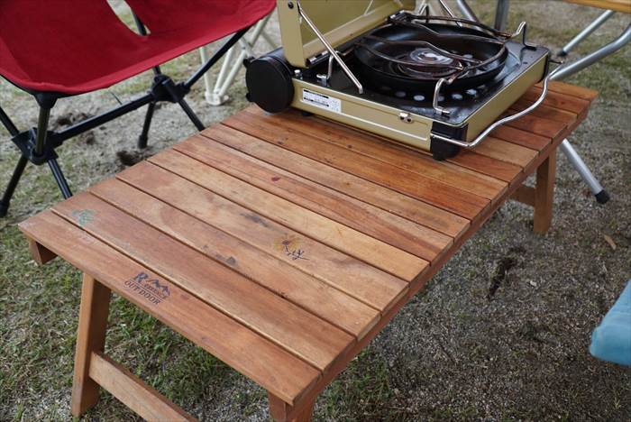 RESSENCE｜テーブル