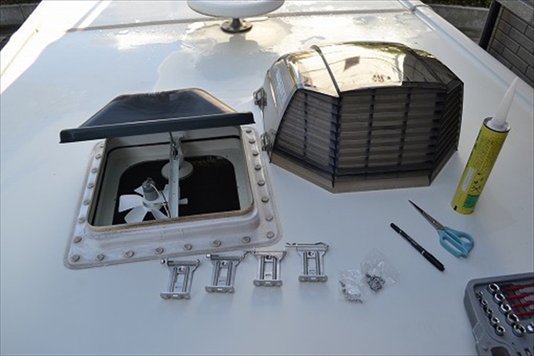 Mushキャンピングカールーフベントカバー