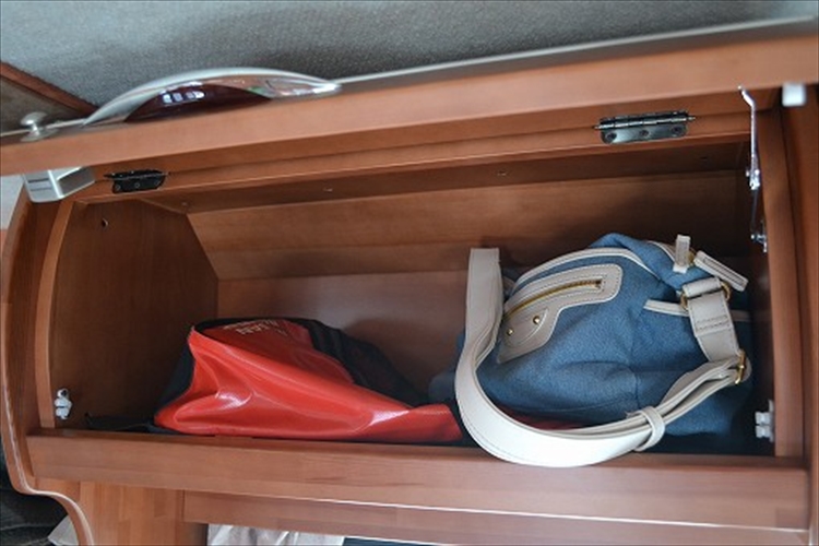 Mushキャンピングカー収納