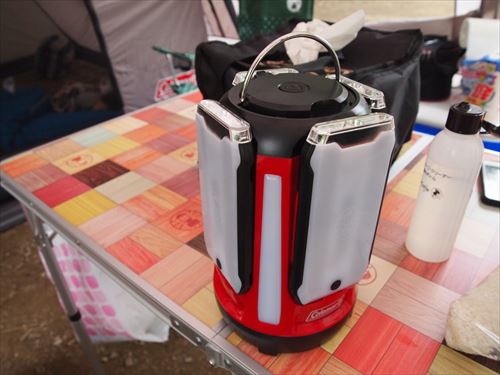 コールマン　クアッドマルチパネルランタン