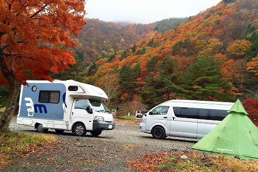 キャンピングカー