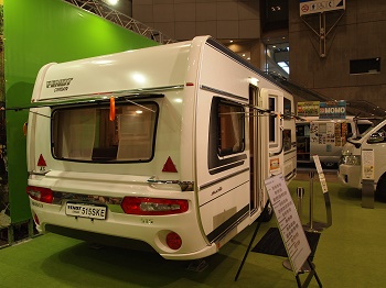 キャンピングカー