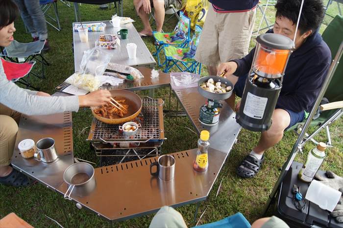 スノーピークジカロテーブル