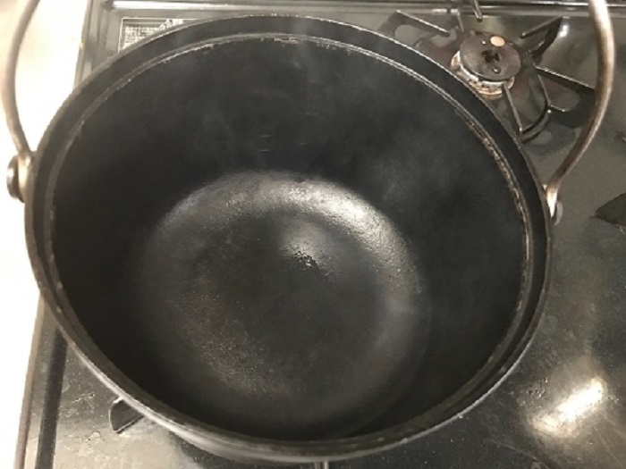 ダッチオーブンメンテナンス